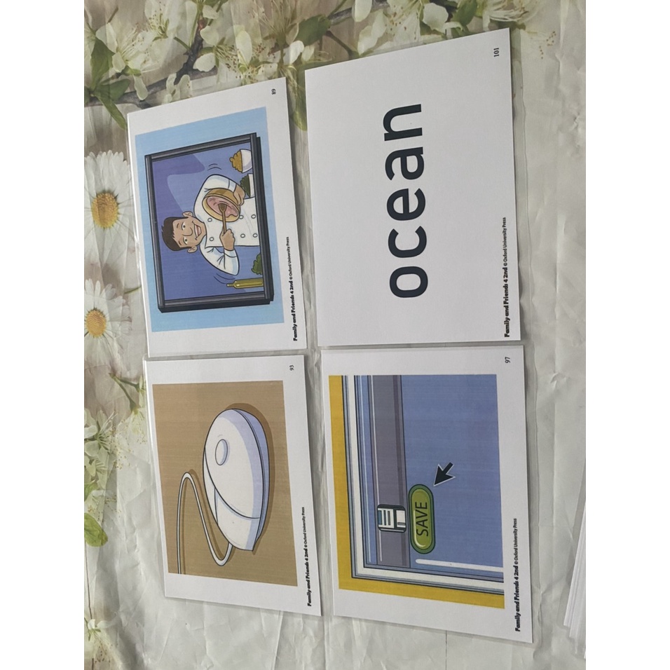 FLASHCARDS FAMILY AND FRIENDS 4 - phiên bản 2nd- 138 thẻ ép plastics