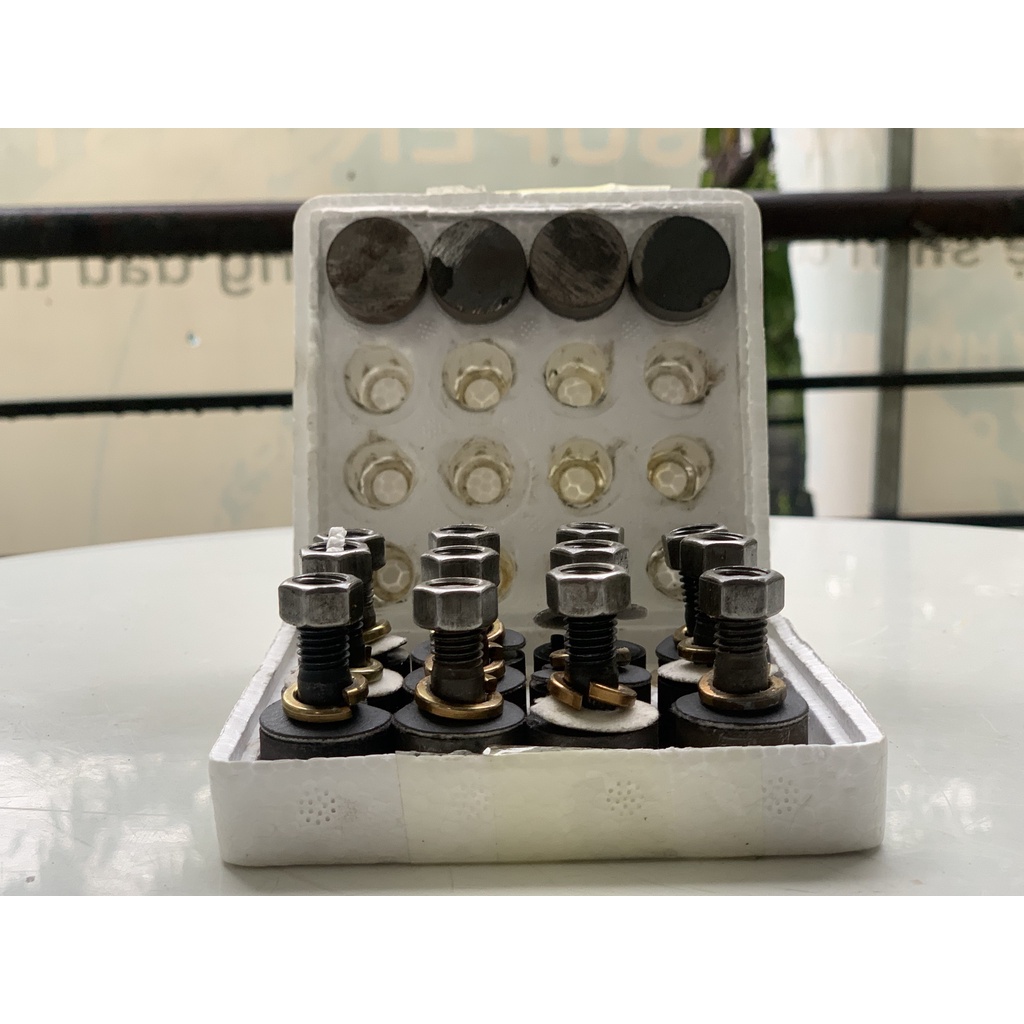 Hộp đá mài sàn 16 viên dạng tròn