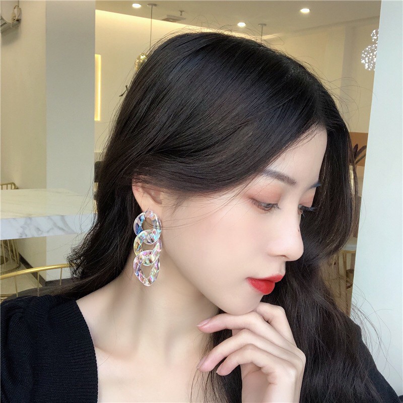 Bông Tai Hot TREND Hàn Quốc Dạng Xích Trong Suốt Sang Chảnh Mainia Shop