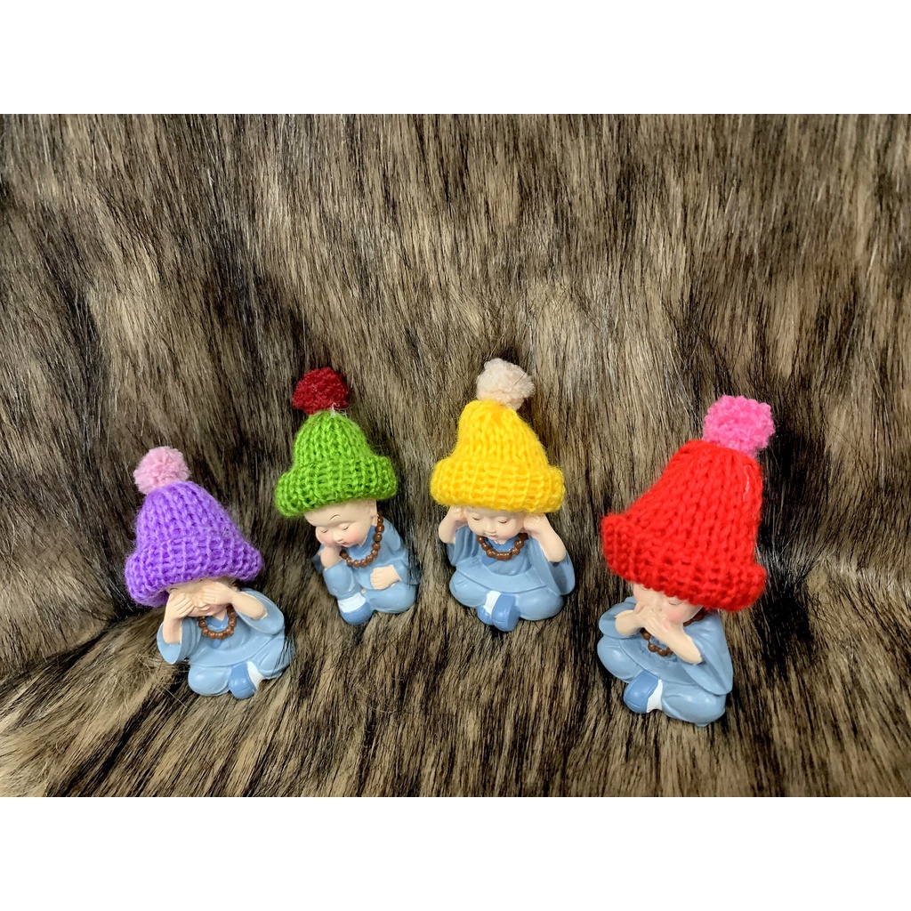 Bộ tượng tứ không đeo tràng hạt đội nón len phong thuỷ Nhật Bản