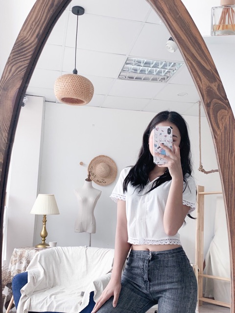 [Ảnh thật/Video] Áo croptop cúc mở viền ren áo croptop ngắn cổ tim