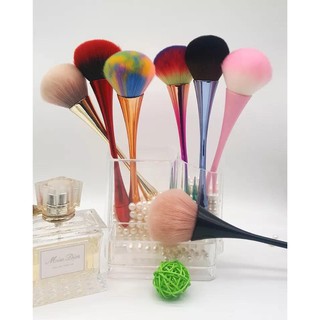 chổi phủi bụi nail