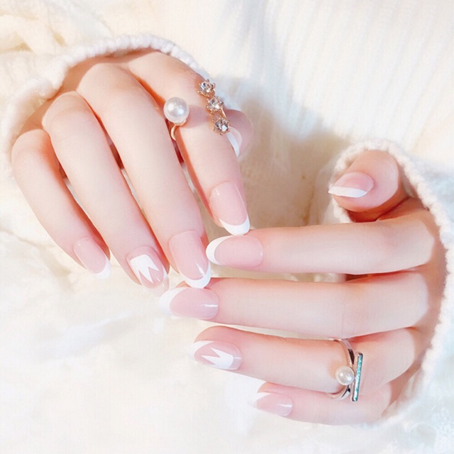 Bộ nail 24 móng tay giả đơn giản nhẹ nhàng tặng kèm keo dán, dũa