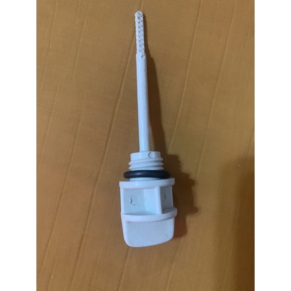 Ti thăm nhớt Atila, Hayate