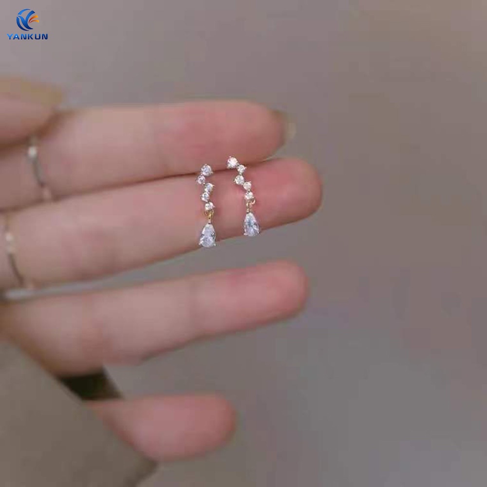 Khuyên Tai Hình Giọt Nước Đính Đá Phong Cách Pháp Đơn Giản Và Thời Trang Cho Nữ