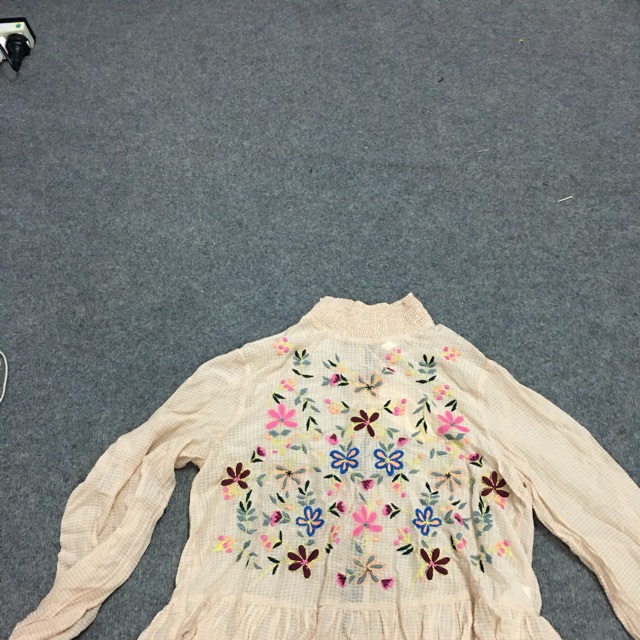 áo zara authentic newtag