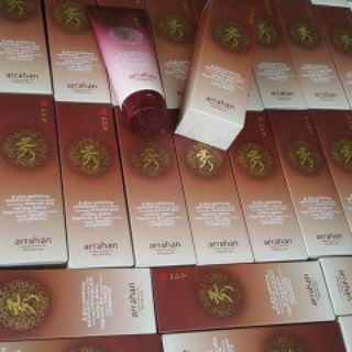 Tẩy da chết Arahan Peeling Gel