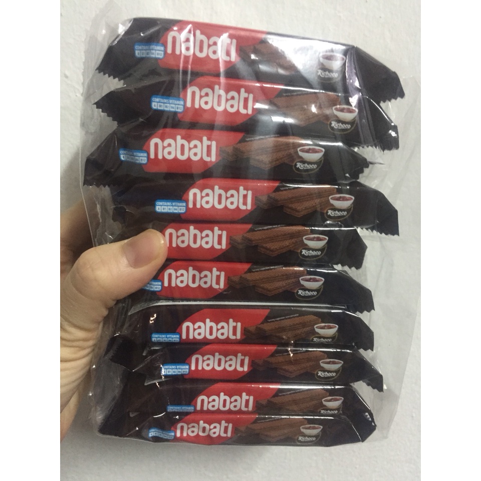 Lốc 10 gói bánh xốp Nabati vị socola  20g