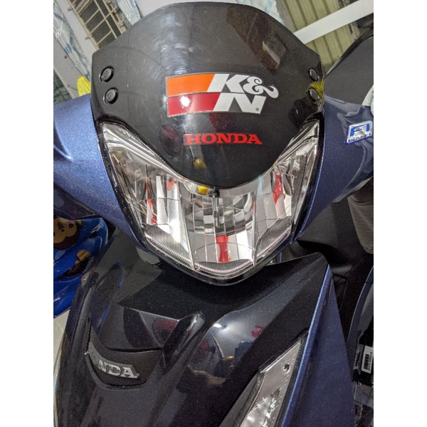 Tem chữ Honda màu đỏ nền keo trong