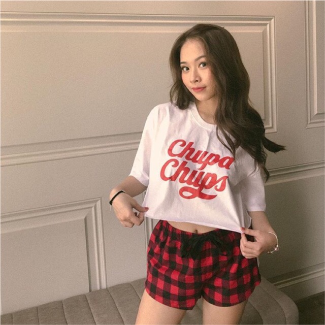 SHORT CARO VÀ HOA