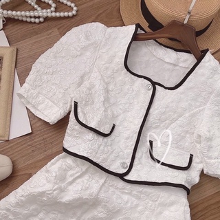 Set gấm trắng viền đen