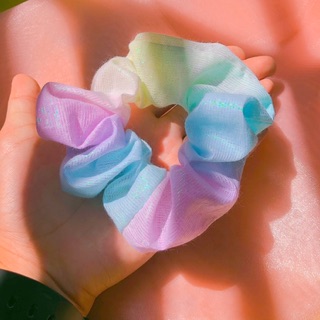 Cột tóc Scrunchies cầu vòng hai mẫu