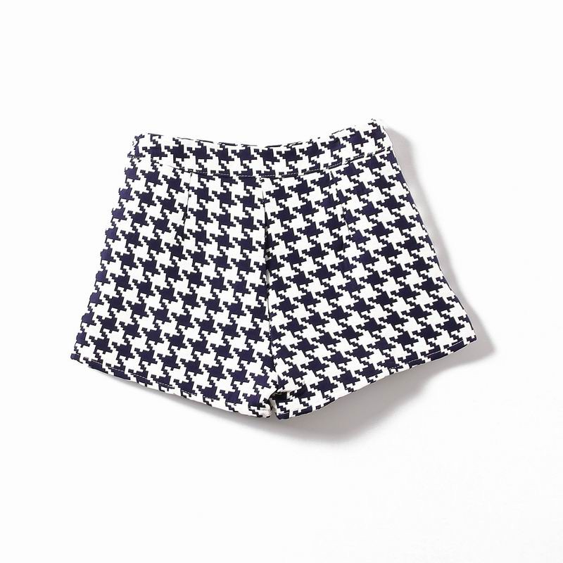 Quần shorts họa tiết houndstooth xẻ gấu xuất Âu (có sẵn) | BigBuy360 - bigbuy360.vn