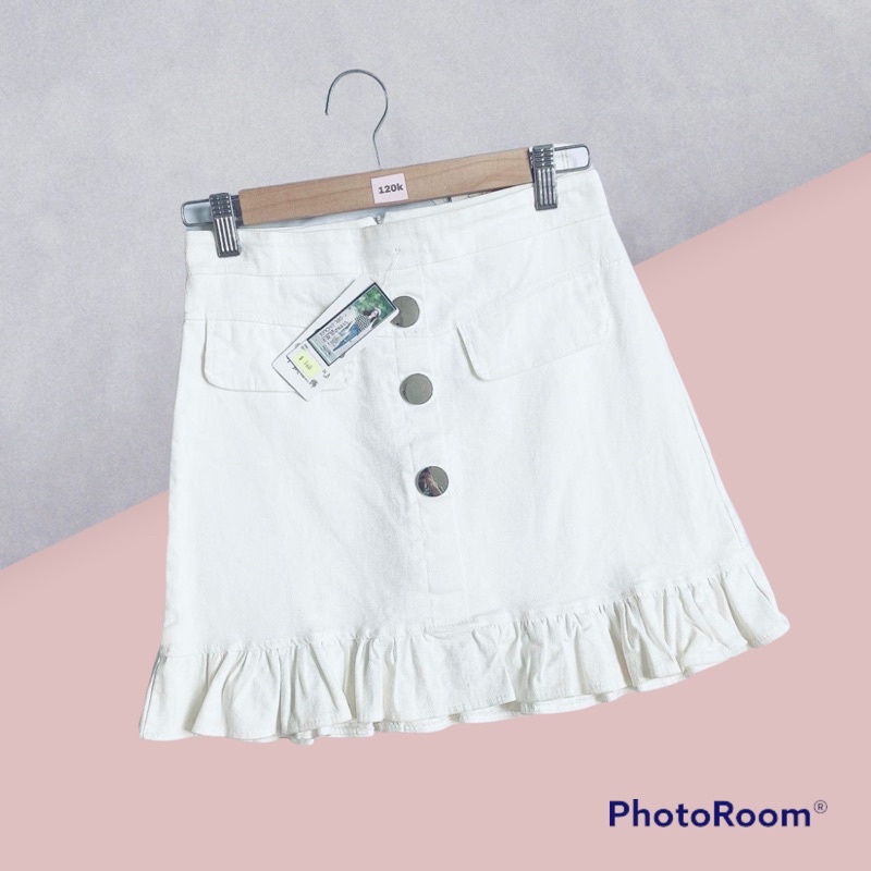 [SẴN] XẢ HÀNG CHÂN VÁY KAKI NGẮN ĐUÔI CÁ PHỐI NÚT