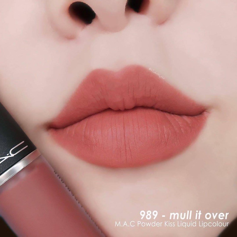 mac mull it over powder kiss liquid