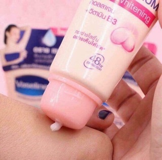 VASELINE DRY SERUM TRẮNG NÁCH THÁI LAN
