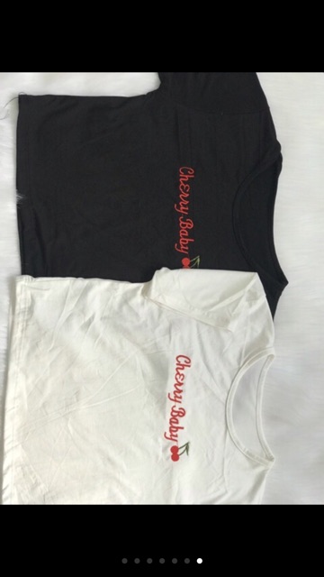 Áo croptop thêu