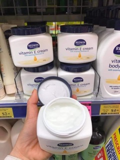 Kem dưỡng ẩm Vitamin E Úc