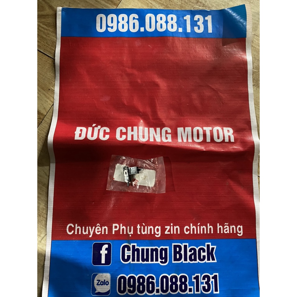 Công tắc côn tay R15v3 zin chính hãng