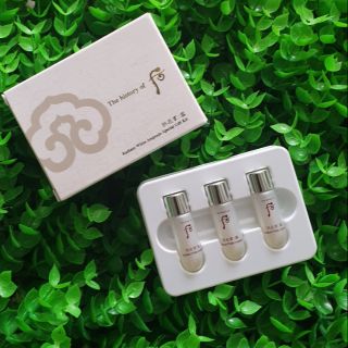 Tinh chất dưỡng trắng mờ thâm nám cô đặc Whoo Whitening Extensive Moisture Ampoule