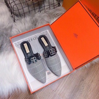 1 phút bốc đồg xem thiên hạ co trầm trồ k . sl co hạn nhe