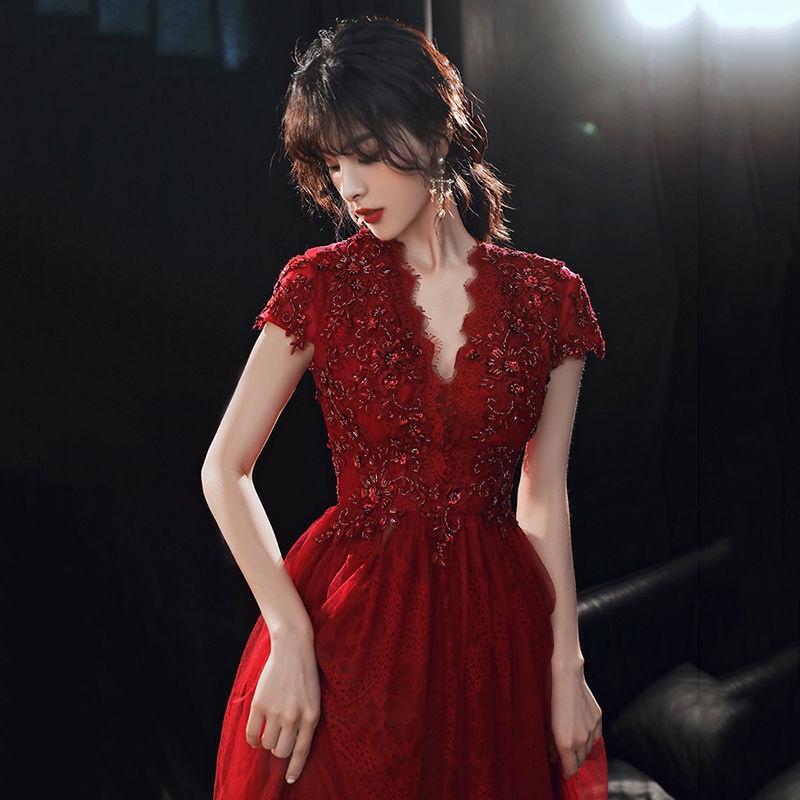 Đầm Cô Dâu Phong Cách Mới 2024 Sang Trọng