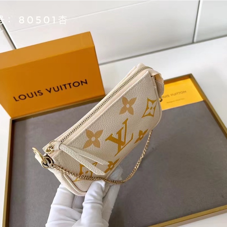 Sẵn sàng giao hàng Túi xách Louis Vuitton LV dành cho nữ mới M80501