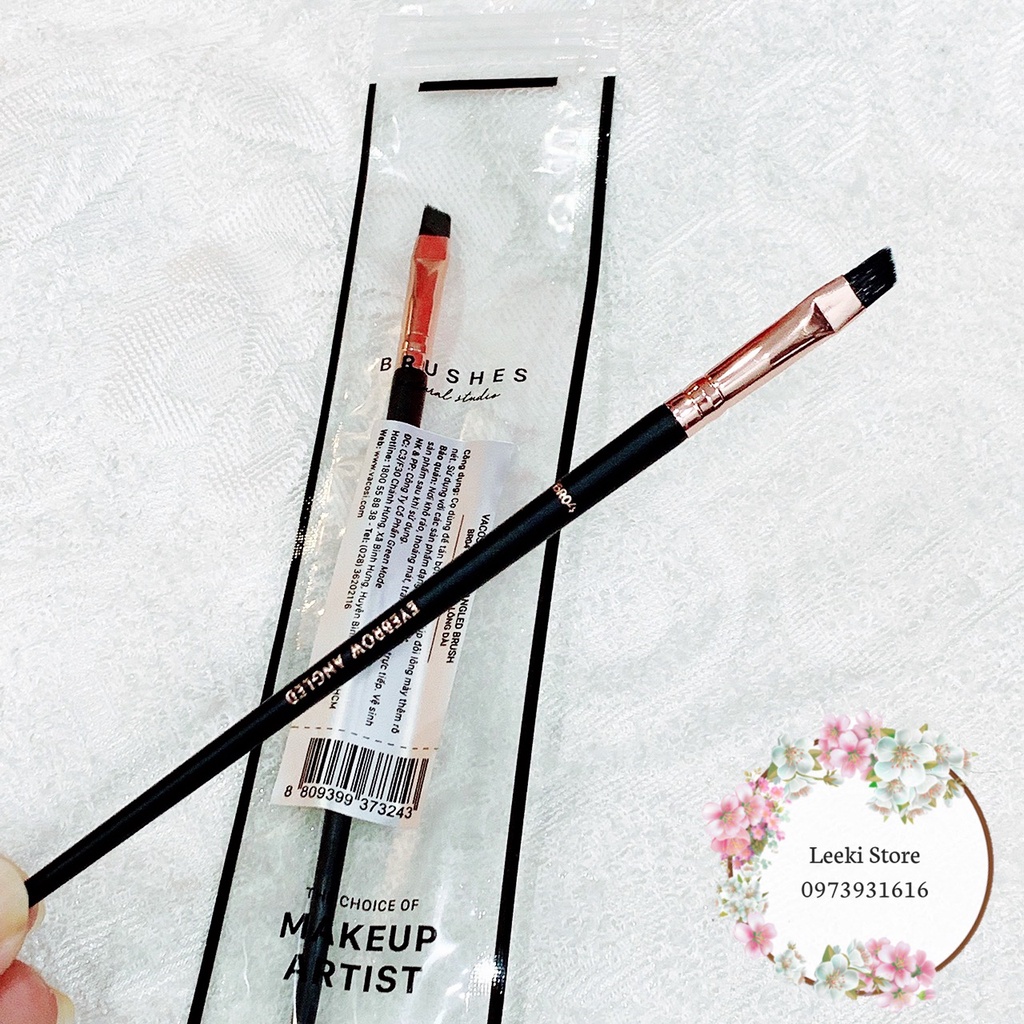 Cọ Tán Chân Mày Lông Dài Vacosi Eyebrow Angled Brush BR04
