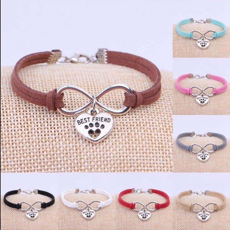 Vòng tay hình chân chó dễ thương làm quà tặng