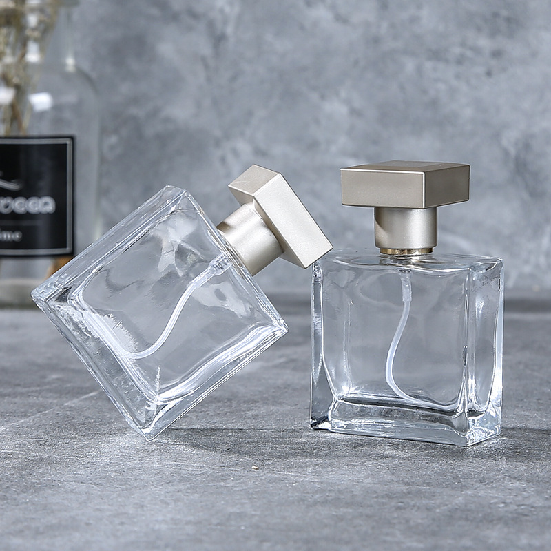 Bình Xịt Mini 25Ml Bằng Thủy Tinh Dùng Chiết Nước Hoa Khi Đi Du Lịch