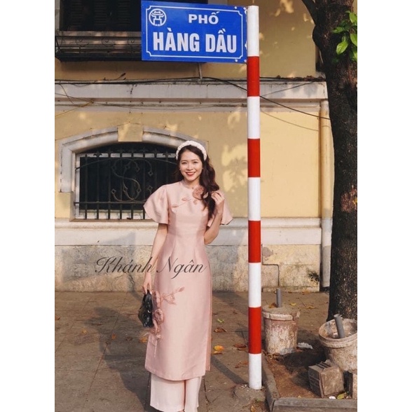 Áo dài cách tân tay bồng hoa đính kết sang trọng nhẹ nhàng chất liệu tafta