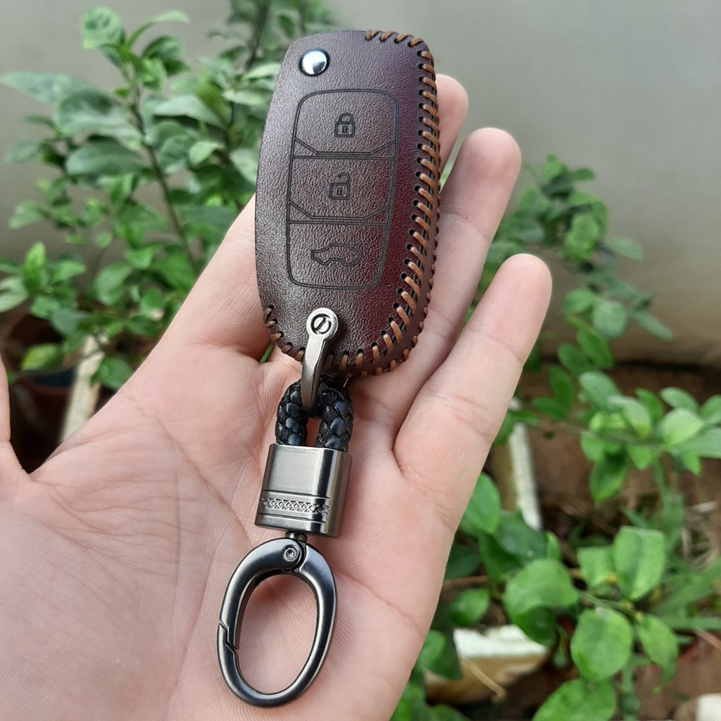 Bao da chìa khóa chìa độ Toyota, chìa như hình da thật bảo hành 2 năm, khắc tên và số đt chủ xe