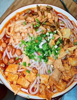Bún ốc liễu châu