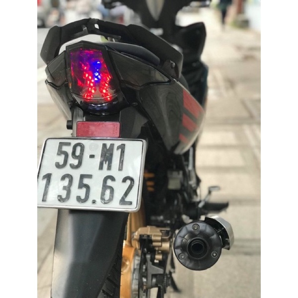 CỤM ĐÈN HẬU APPI EX 135 malay