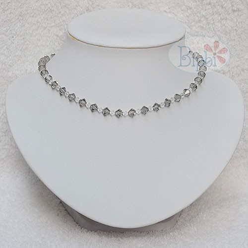 Vòng cổ pha lê Swarovski trắng pha khói