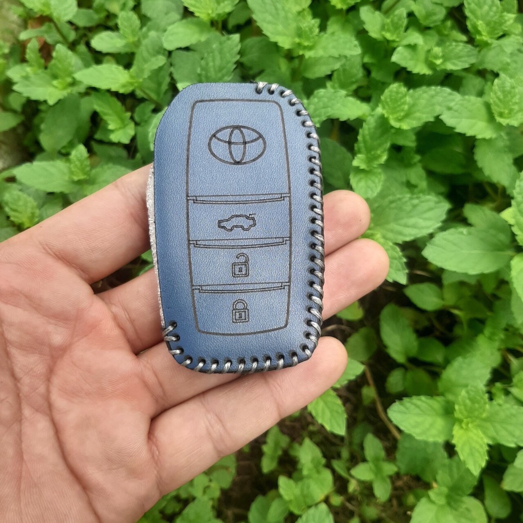 Bao da chìa khóa chìa độ Toyota, da thật bảo hành 2 năm, khắc tên và số đt chủ xe