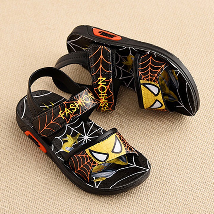 Dép sandal cho bé siêu mềm và êm chân hình siêu nhân nhện - D104