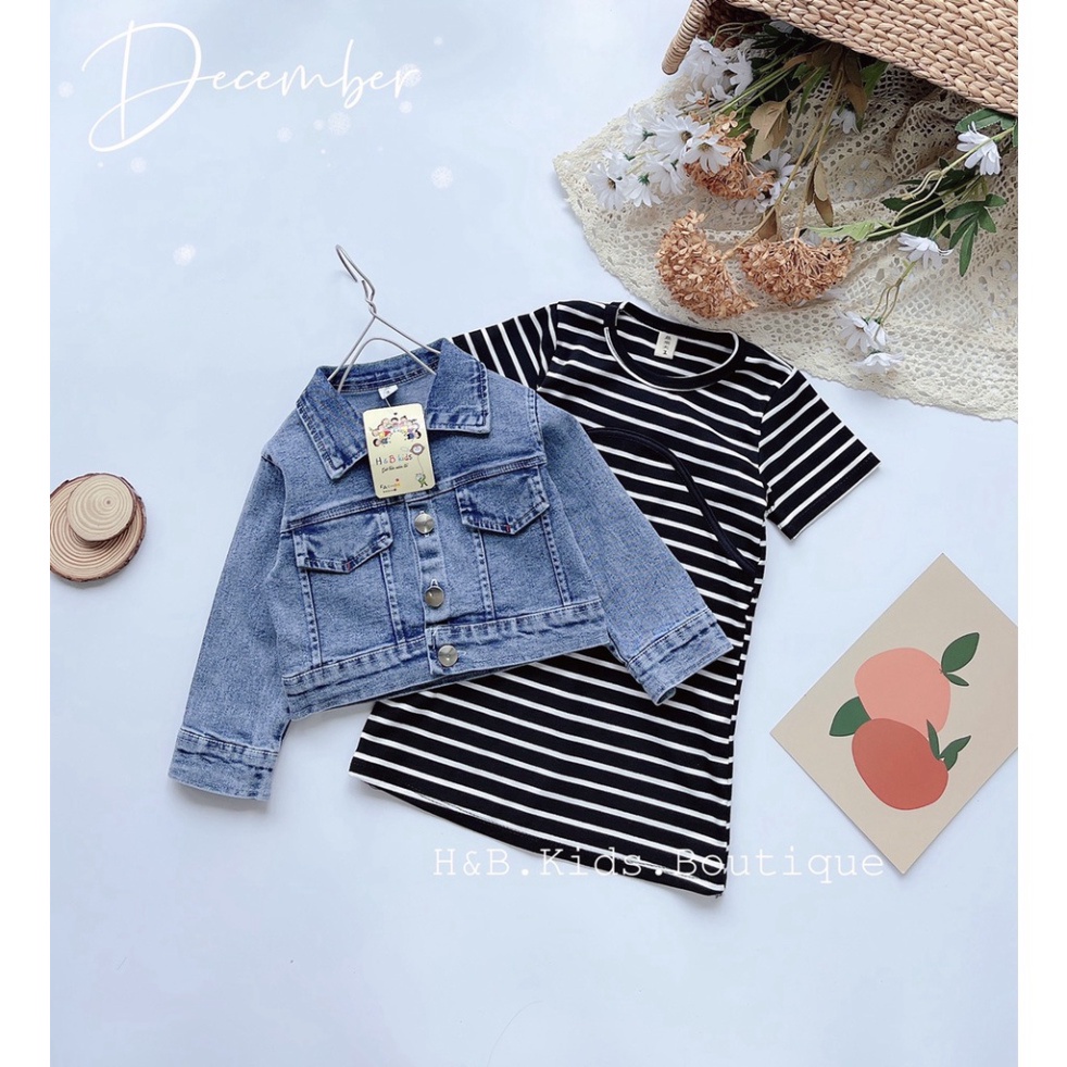 Set áo khoác bò mix áo kẻ bé gái