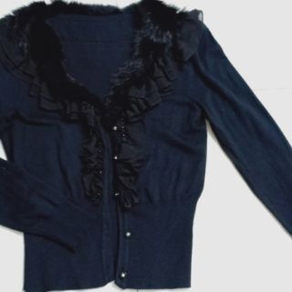 Hai áo vest Hàn mới 98%