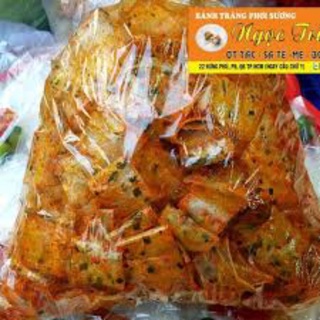 Bánh tráng cuộn hành phi thơm ngon
