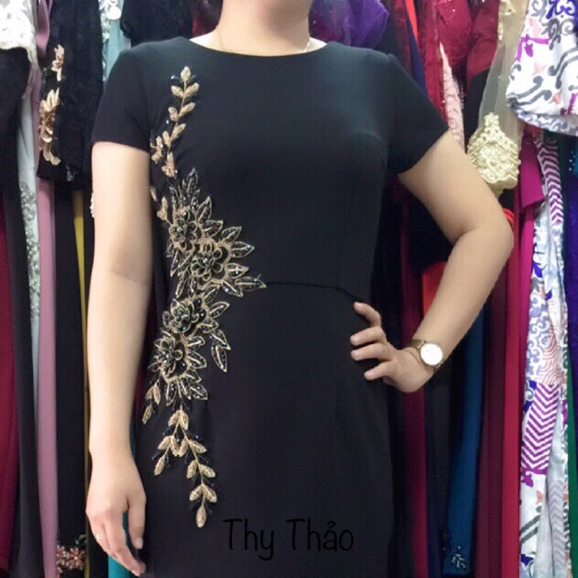 Đầm trung niên thiết kế cao cấp