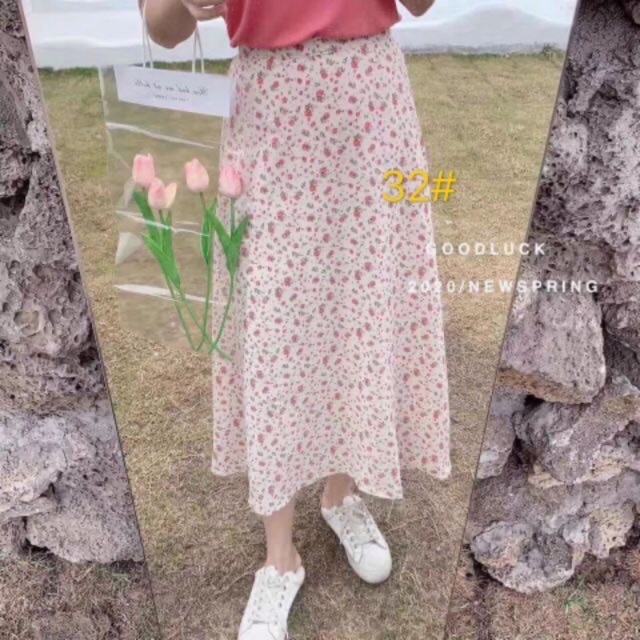 Chân váy trắng hoa nhí