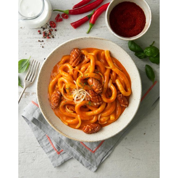 Bánh gạo cay Tteokbokki Pulmuone dạng sợi 424g 2 phần ăn