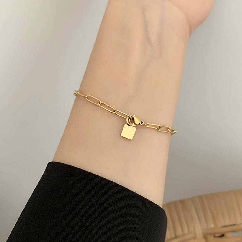 Vòng Đeo Tay Bằng Thép Titan 18k Phong Cách Nhật Hàn Đơn Giản Chống Nước Chống Rỉ