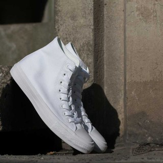 Giày cv chuck taylor ii trắng, cao cổ