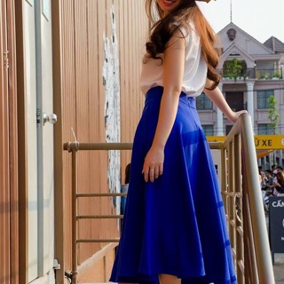 CHÂN VÁY XÒE FORM DÀI TIỂU THƯ