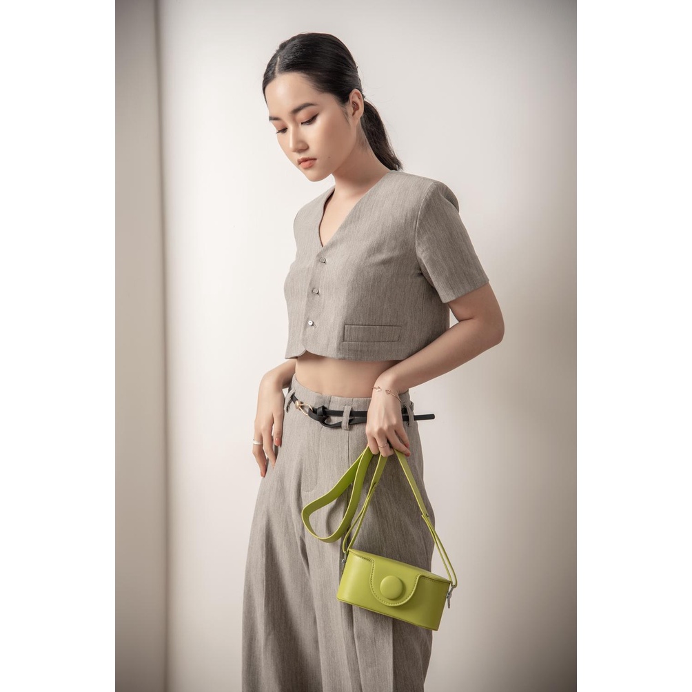 CoNIN - Áo croptop tay ngắn