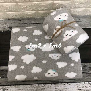 Mền nỉ gối văn phòng