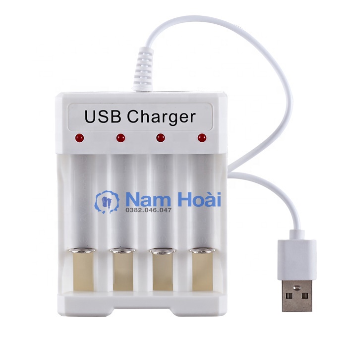 Bộ Sạc 4 Pin AA/AAA BMAX Hàng chính hãng