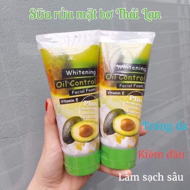 Sữa Rửa Mặt Bơ AR Whitening Oil Control Facial Foam 210g